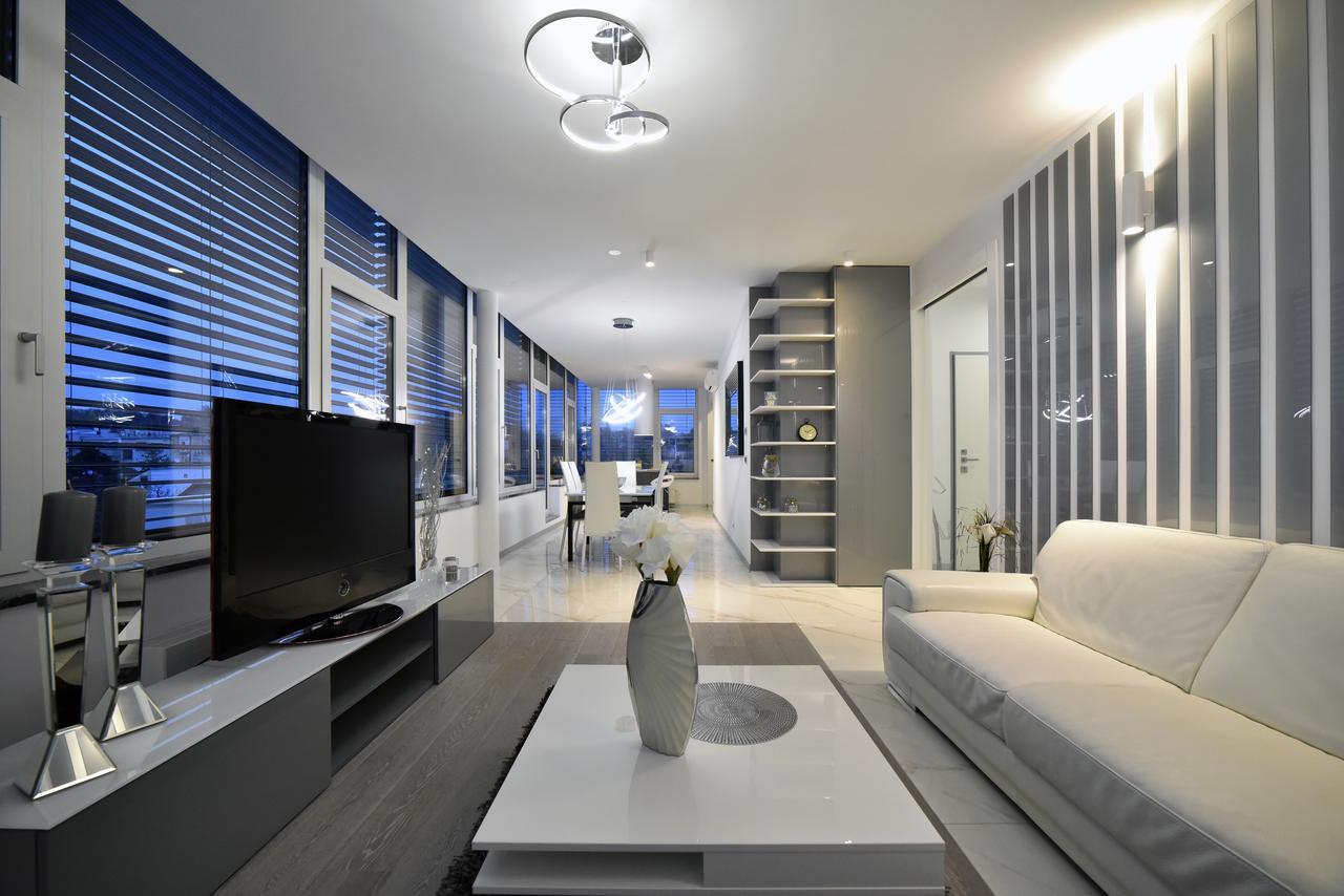 Apartment Luxury 4U Загреб Экстерьер фото
