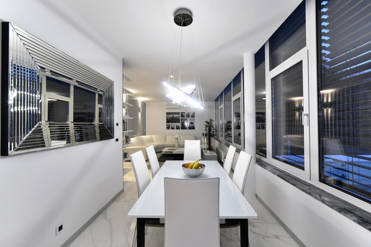Apartment Luxury 4U Загреб Экстерьер фото